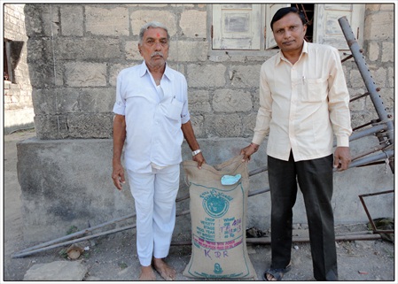 seed distribution at Alidhar under seed village programme 02