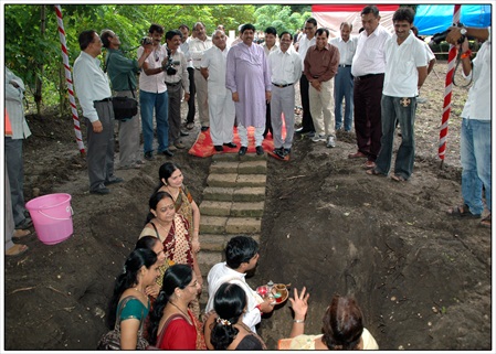 2011august14 examinetion hall bhoomi pujan (7)